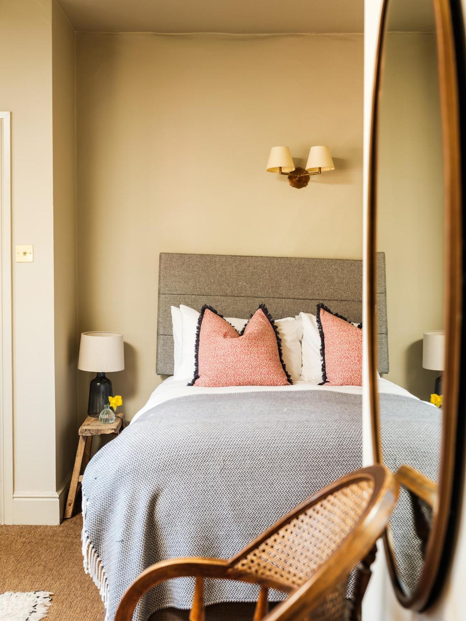 The Grosvenor Arms 3* Hindon